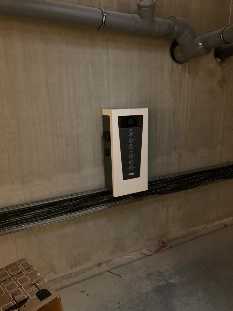 a5f4f138 8f12 4300 849b 244058df1f8f