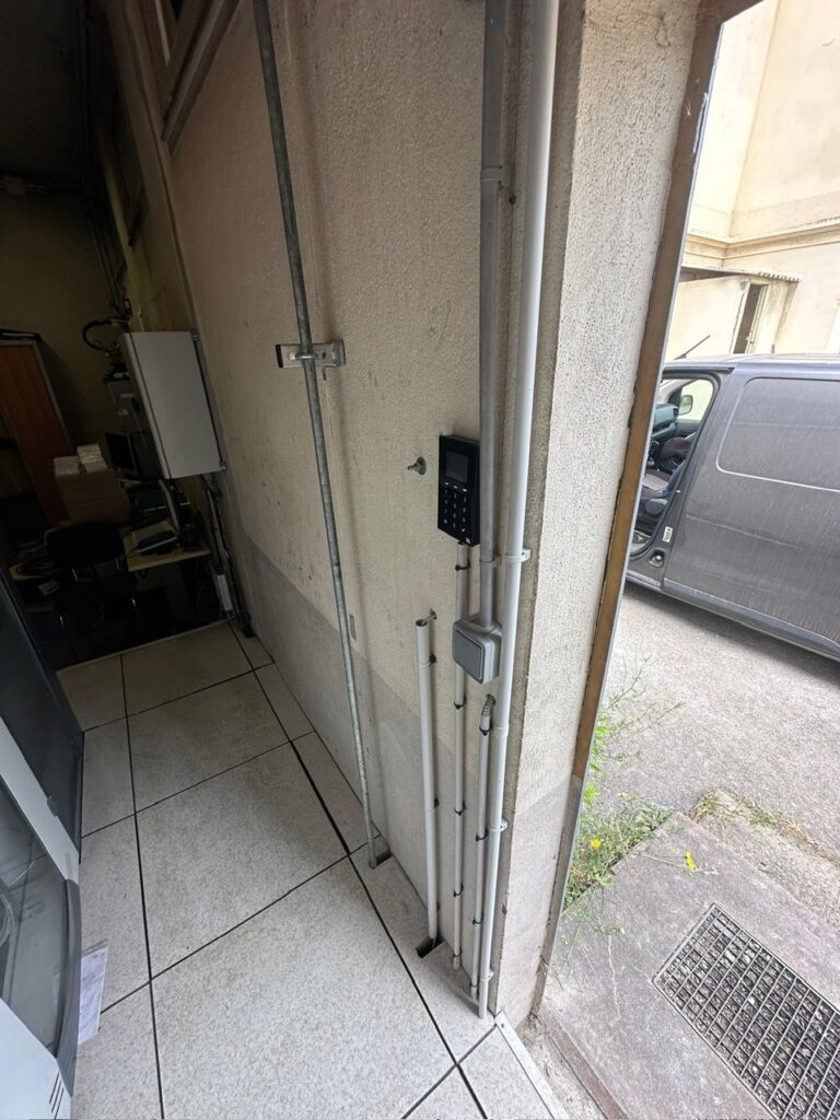 beec31a8-b3ce-4df5-88d6-63a99ab3cfb3